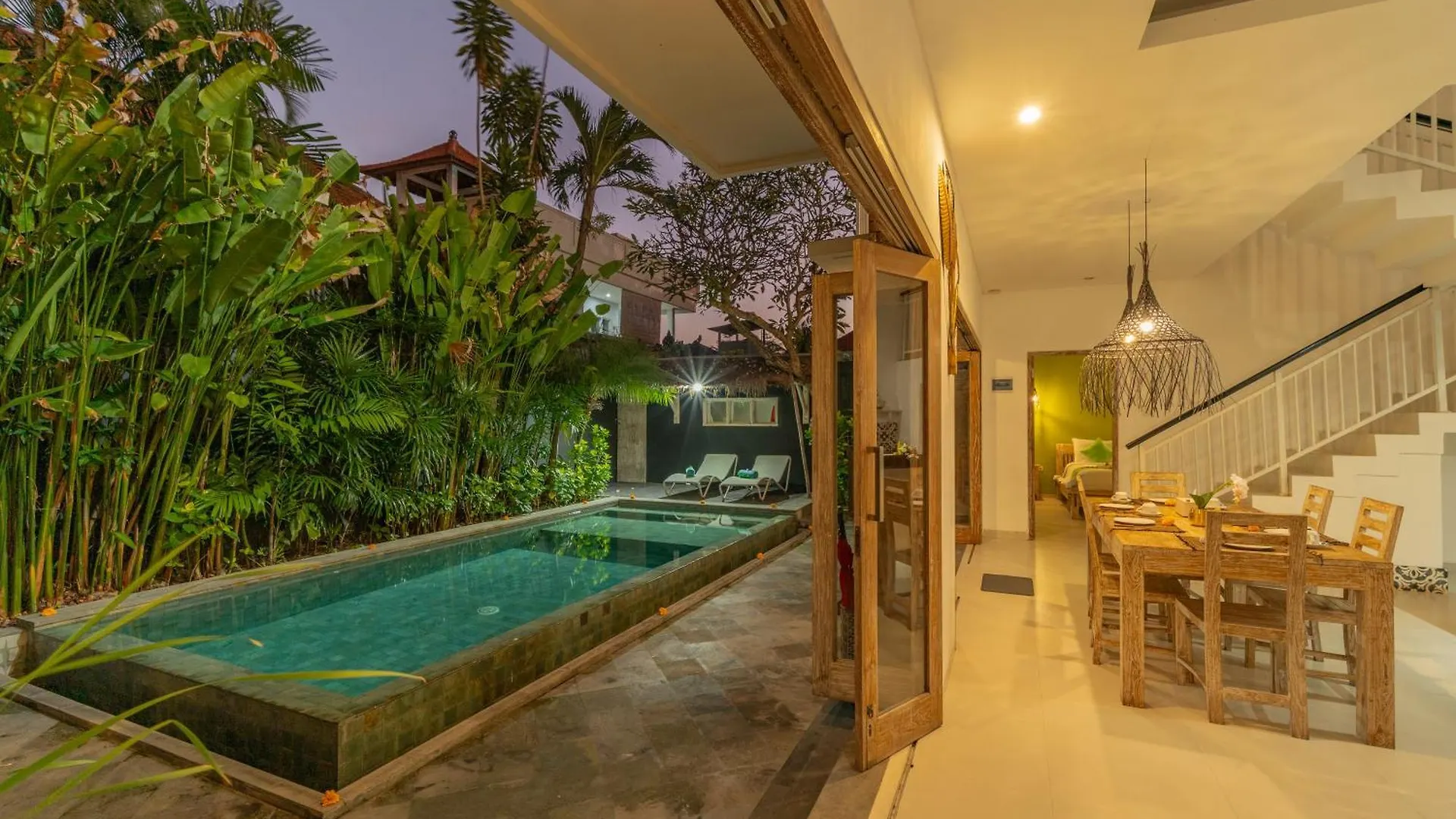 Stuning Private Villa Indah Seminyak